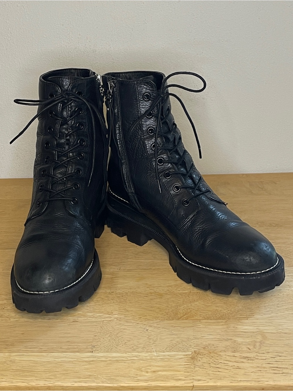 Sam Edelman Garrett Black Leather Lug Sole Lace-Up Combat Boots Size 9 - Picture 2 of 14